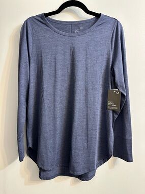 NWT. GAP Factory GapFit Women's Long Sleeve Crewneck Athletic Workout Top - Blue